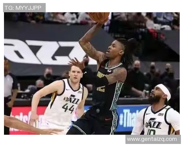 特雷杨带领老鹰队击败尼克斯队，篮球激情再燃！