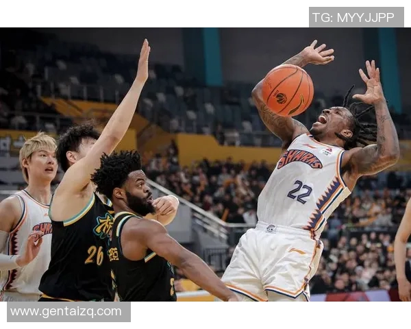 浙江东阳光签下新外援，备战季后赛，迈向冠军之路